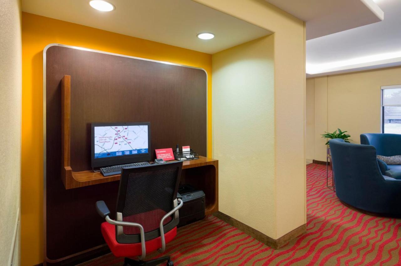 Towneplace Suites By Marriott Harrisburg Hershey Exterior photo