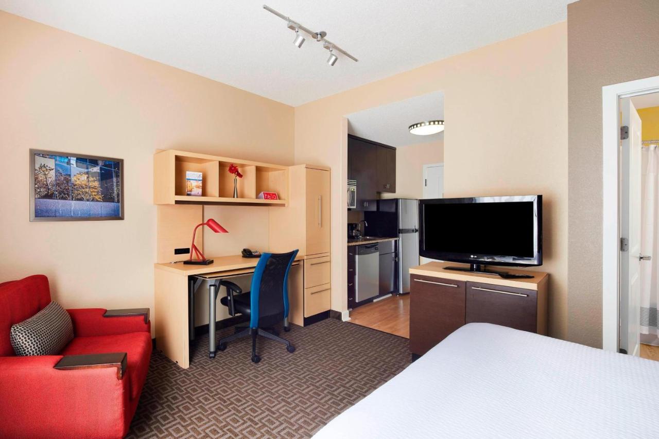 Towneplace Suites By Marriott Harrisburg Hershey Exterior photo